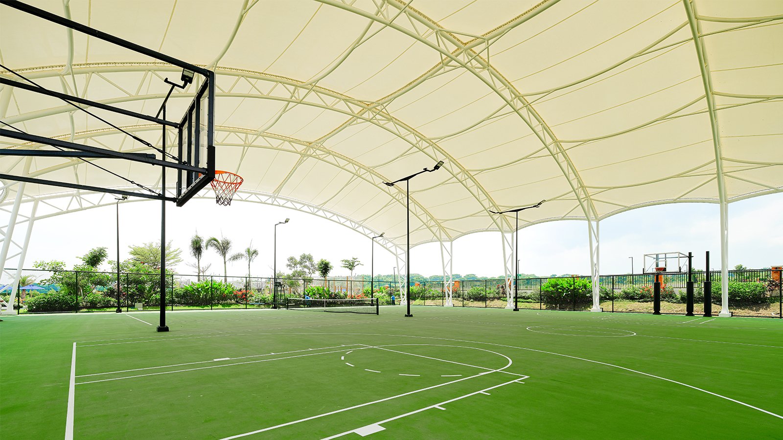 Court-1600-x-900